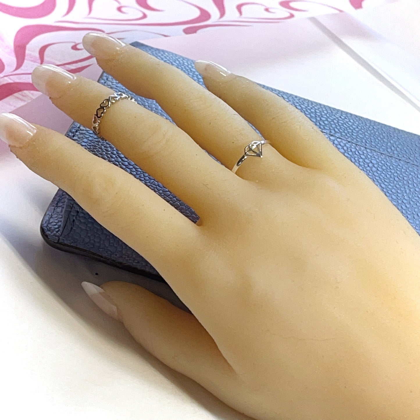 Un-diamond Silver Ring