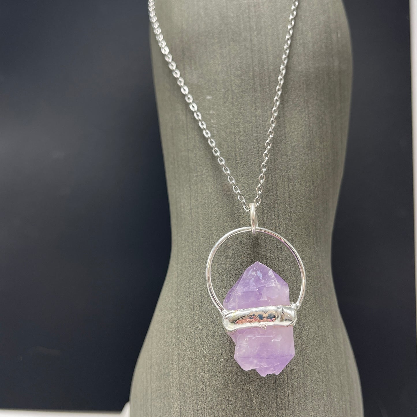 Dreamy Rock Amethyst Necklace