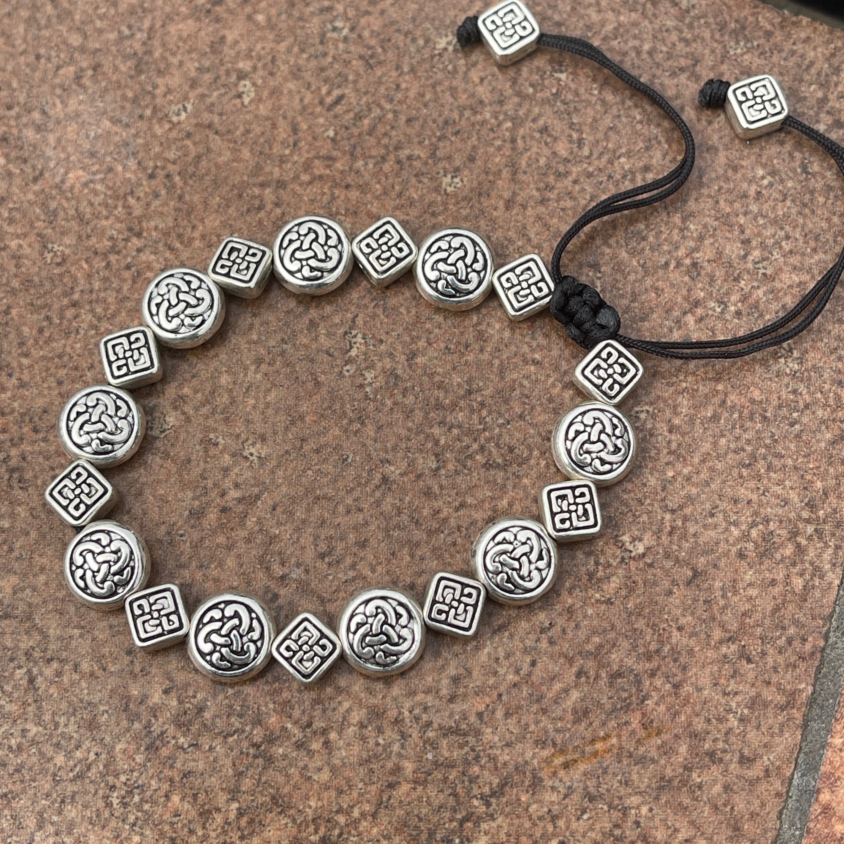 Reclaimed Vintage Inspired unisex friendship bracelets in 90s fun beads 2  pack | ASOS