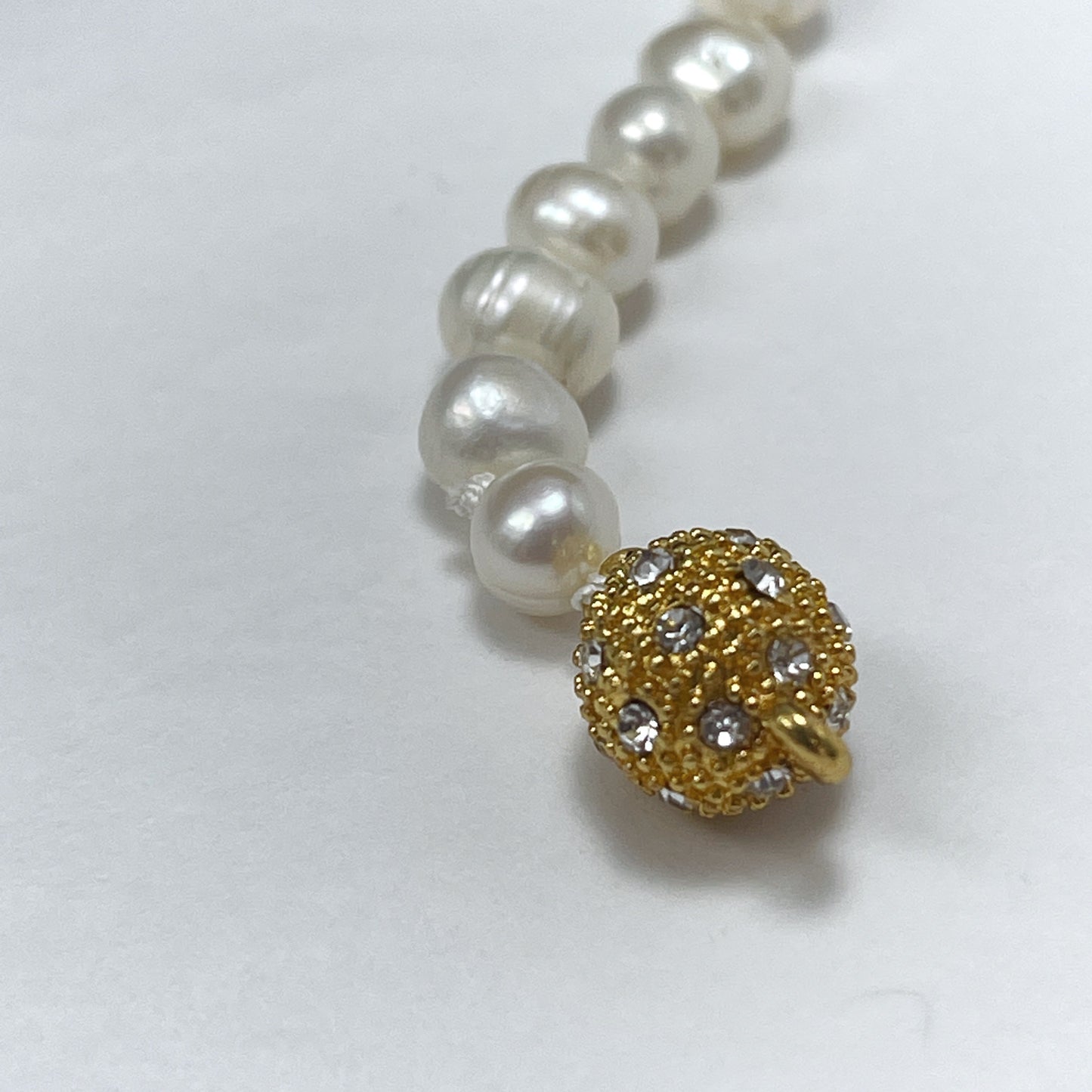 Spark Pearl Necklace